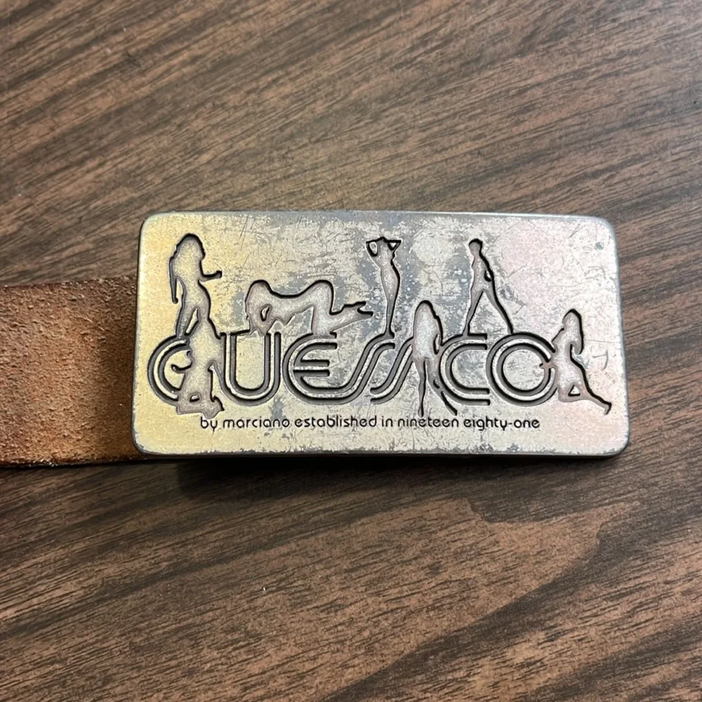 Guess Co Marciano VINTAGE Lady Silver Tone Buckle & Leather Belt 40